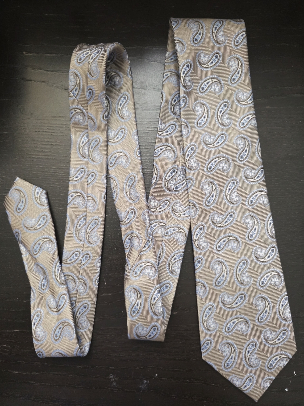 Alfred Light Beige Paisley Silk Tie with Pale Blue Accents